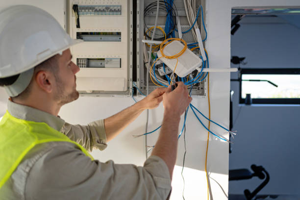 Best Local Electrician Companies  in Chapman, KS